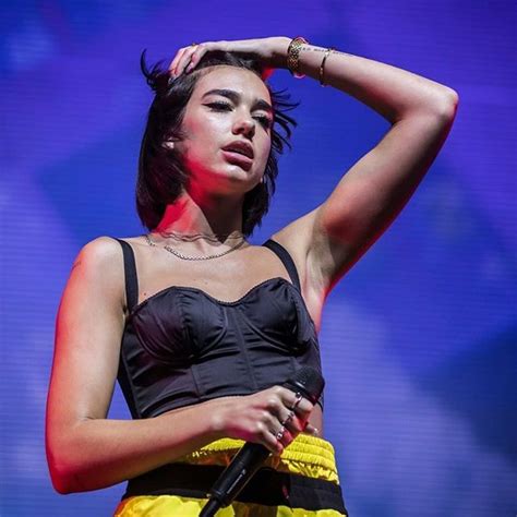 dua lipa sexy pic|Dua Lipas most sizzling bikini photos that will make。